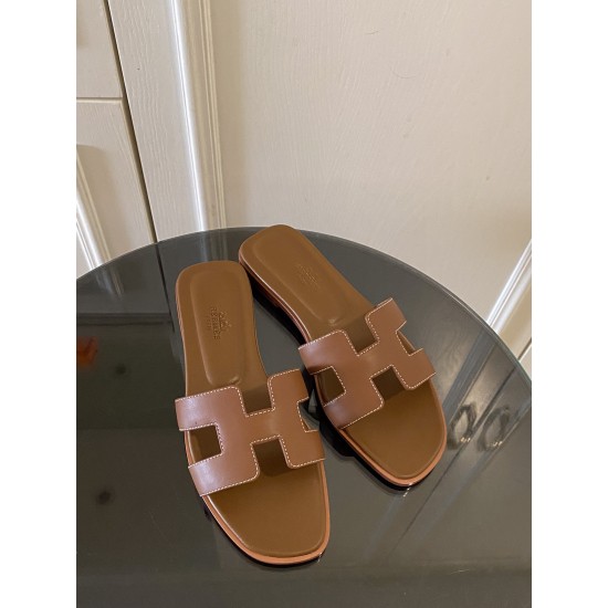 Hermes Slippers High Quality
Women 35-41
Men 39-45