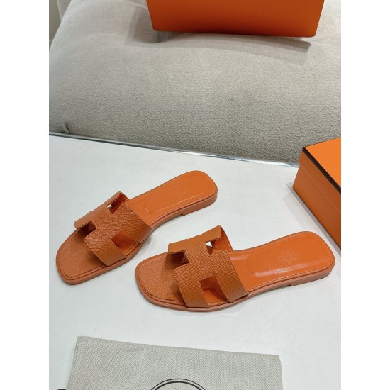 Hermes Slippers High Quality
Women 35-41
Men 39-45