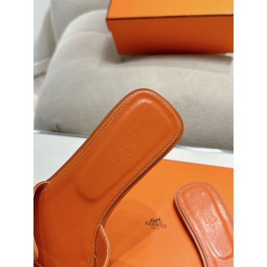 Hermes Slippers High Quality
Women 35-41
Men 39-45