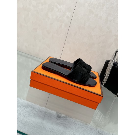 Hermes Slippers High Quality
Women 35-41
Men 39-45