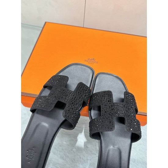 Hermes Slippers High Quality
Women 35-41
Men 39-45