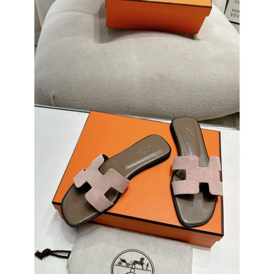 Hermes Slippers High Quality
Women 35-41
Men 39-45