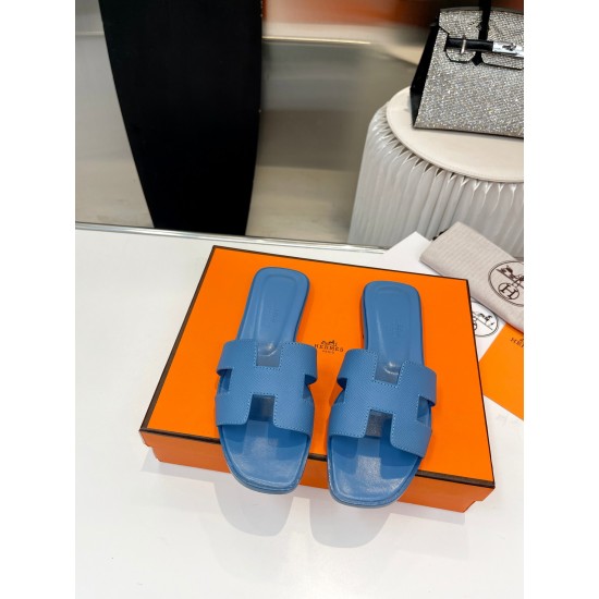 Hermes Slippers High Quality
Women 35-41
Men 39-45