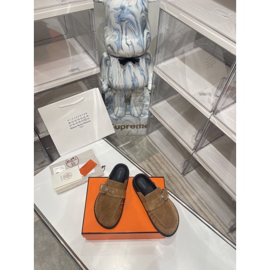 Hermes Slippers High Quality
Women 35-41
Men 39-45