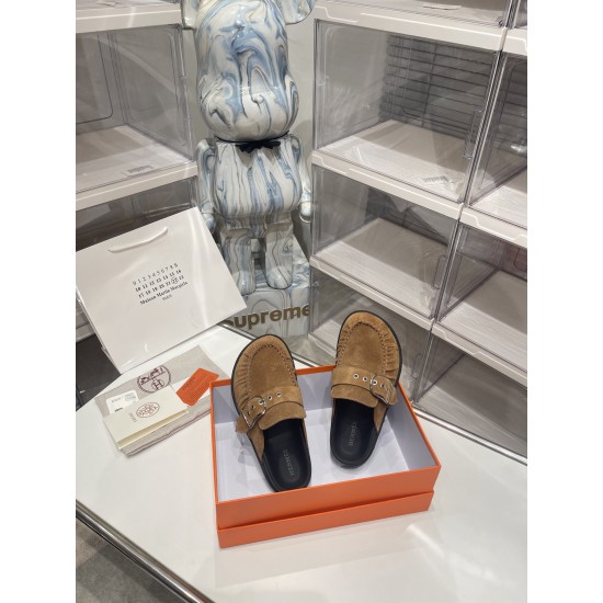 Hermes Slippers High Quality
Women 35-41
Men 39-45