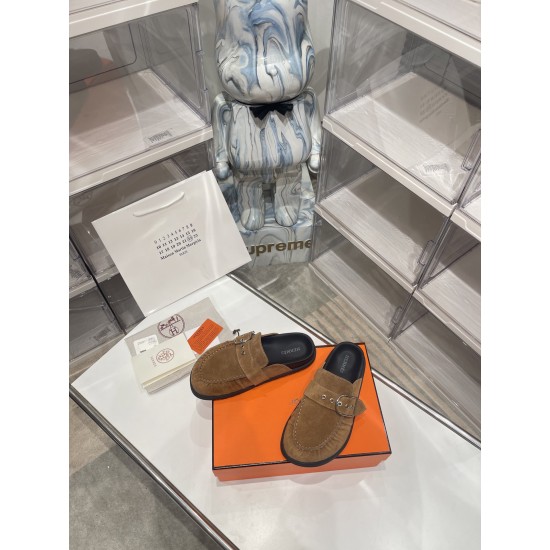 Hermes Slippers High Quality
Women 35-41
Men 39-45