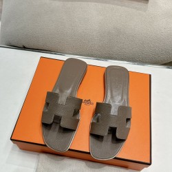 Hermes Slippers High Quality
Women 35-41
Men 39-45