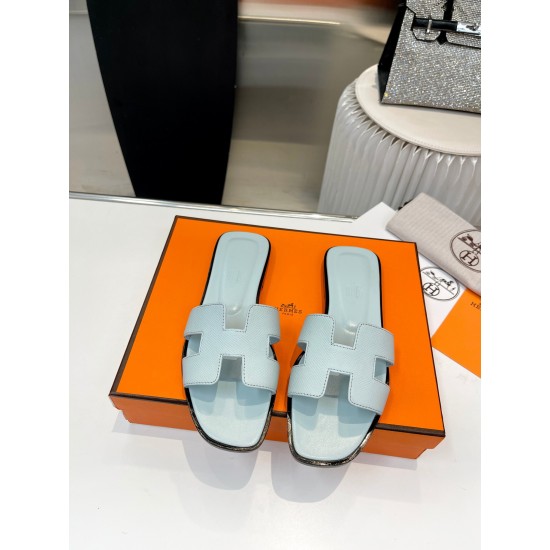 Hermes Slippers High Quality
Women 35-41
Men 39-45