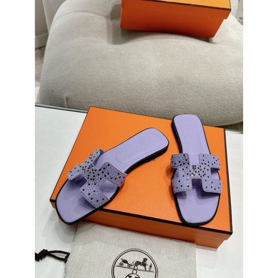 Hermes Slippers High Quality
Women 35-41
Men 39-45