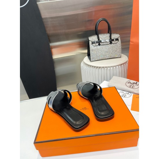 Hermes Slippers High Quality
Women 35-41
Men 39-45