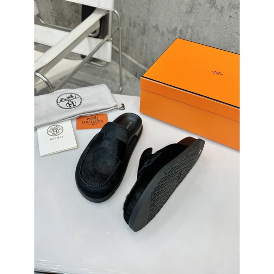 Hermes Slippers High Quality
Women 35-41
Men 39-45