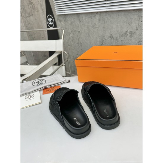 Hermes Slippers High Quality
Women 35-41
Men 39-45