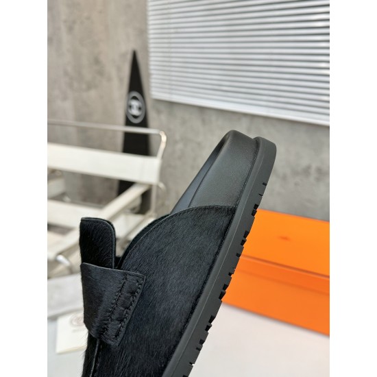 Hermes Slippers High Quality
Women 35-41
Men 39-45