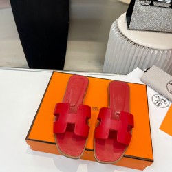 Hermes Slippers High Quality
Women 35-41
Men 39-45