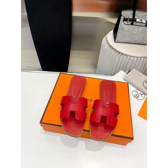 Hermes Slippers High Quality
Women 35-41
Men 39-45