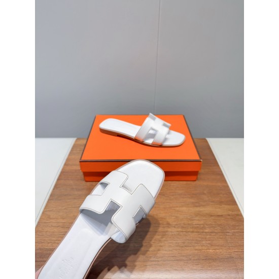 Hermes Slippers High Quality
Women 35-41
Men 39-45