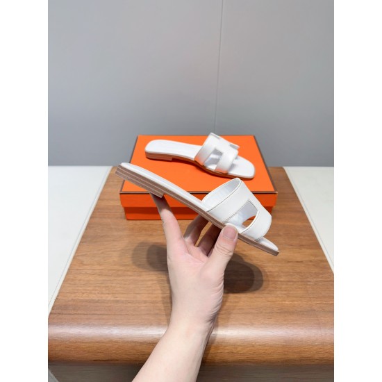 Hermes Slippers High Quality
Women 35-41
Men 39-45