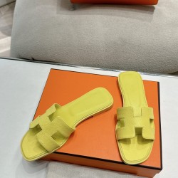 Hermes Slippers High Quality
Women 35-41
Men 39-45