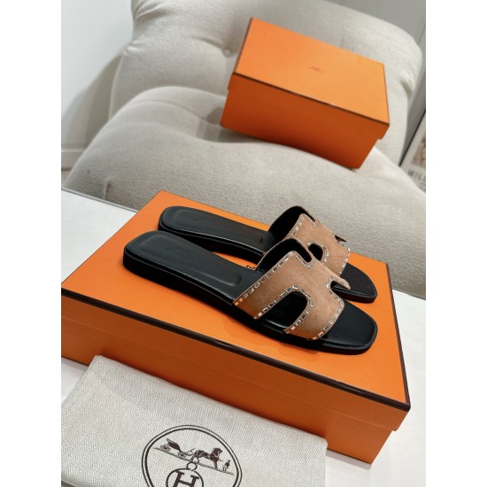 Hermes Slippers High Quality
Women 35-41
Men 39-45