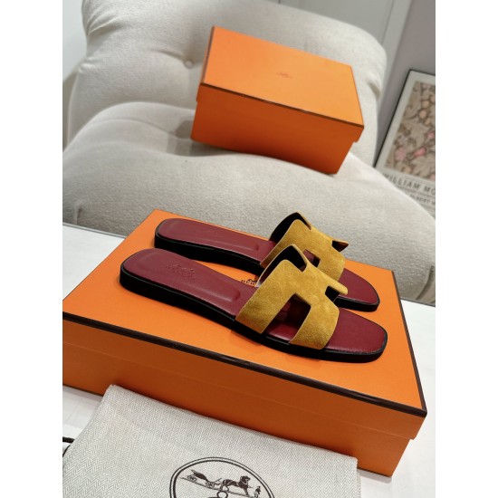 Hermes Slippers High Quality
Women 35-41
Men 39-45