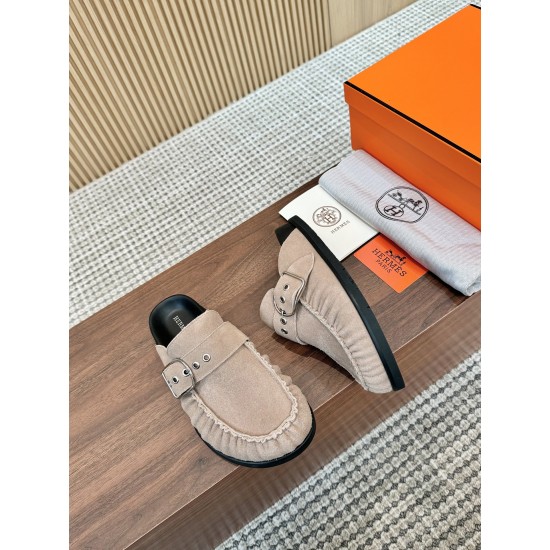 Hermes Slippers High Quality
Women 35-41
Men 39-45