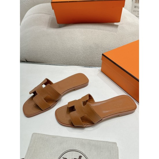 Hermes Slippers High Quality
Women 35-41
Men 39-45