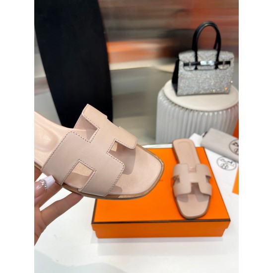 Hermes Slippers High Quality
Women 35-41
Men 39-45