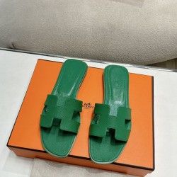 Hermes Slippers High Quality
Women 35-41
Men 39-45
