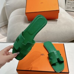 Hermes Slippers High Quality
Women 35-41
Men 39-45