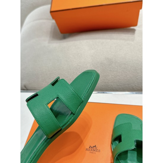 Hermes Slippers High Quality
Women 35-41
Men 39-45