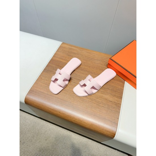 Hermes Slippers High Quality
Women 35-41
Men 39-45