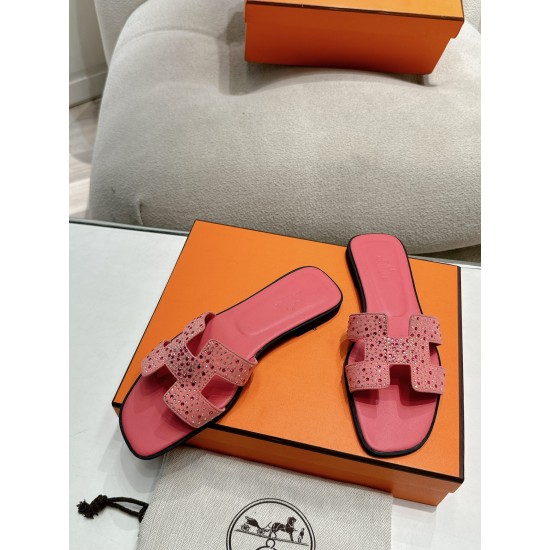 Hermes Slippers High Quality
Women 35-41
Men 39-45