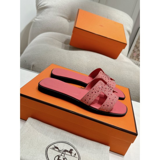 Hermes Slippers High Quality
Women 35-41
Men 39-45