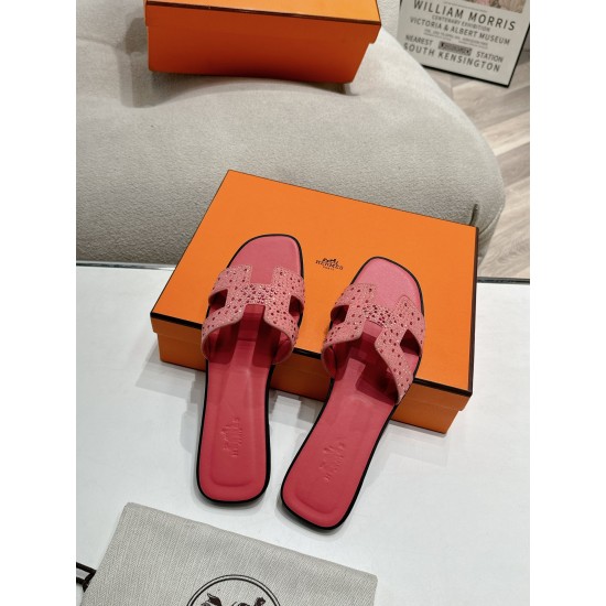 Hermes Slippers High Quality
Women 35-41
Men 39-45