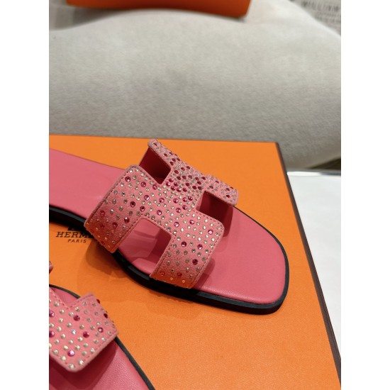 Hermes Slippers High Quality
Women 35-41
Men 39-45