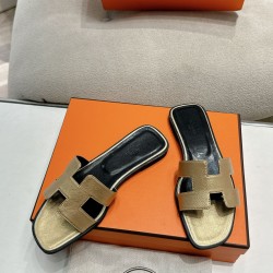 Hermes Slippers High Quality
Women 35-41
Men 39-45