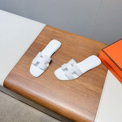 Hermes Slippers High Quality
Women 35-41
Men 39-45