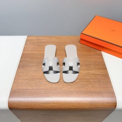 Hermes Slippers High Quality
Women 35-41
Men 39-45