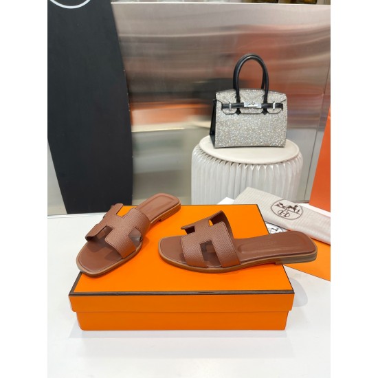 Hermes Slippers High Quality
Women 35-41
Men 39-45