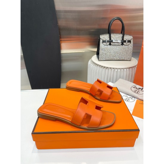 Hermes Slippers High Quality
Women 35-41
Men 39-45
