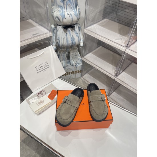 Hermes Slippers High Quality
Women 35-41
Men 39-45