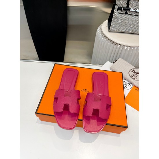 Hermes Slippers High Quality
Women 35-41
Men 39-45