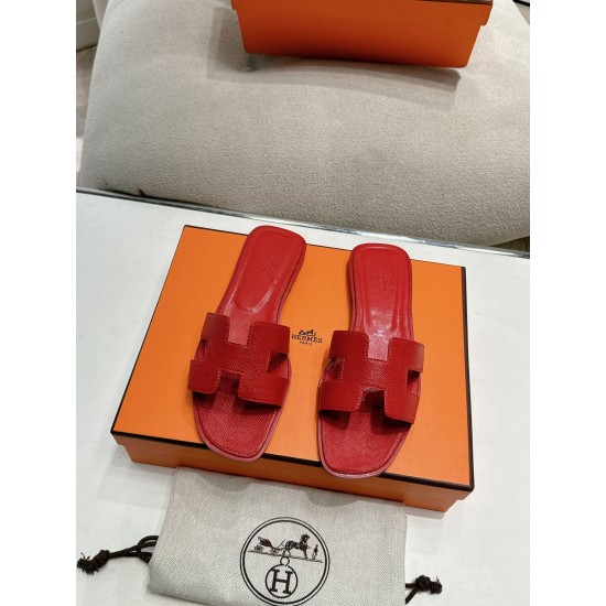 Hermes Slippers High Quality
Women 35-41
Men 39-45