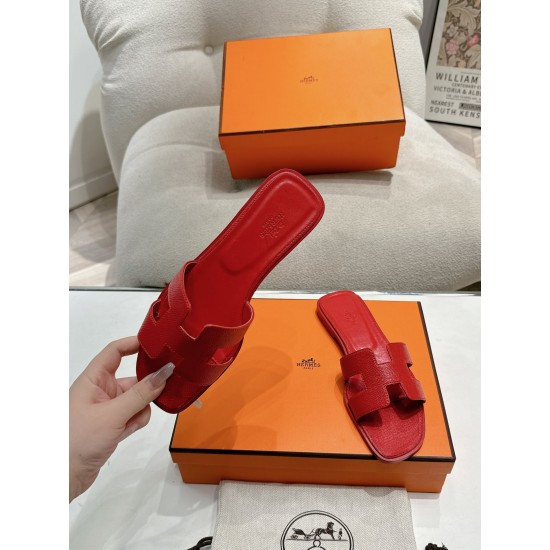 Hermes Slippers High Quality
Women 35-41
Men 39-45
