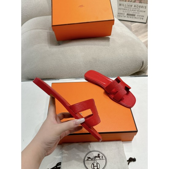 Hermes Slippers High Quality
Women 35-41
Men 39-45