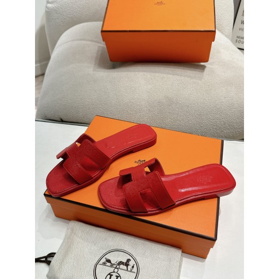 Hermes Slippers High Quality
Women 35-41
Men 39-45