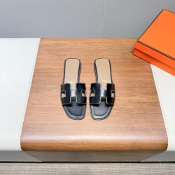 Hermes Slippers High Quality
Women 35-41
Men 39-45