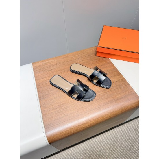 Hermes Slippers High Quality
Women 35-41
Men 39-45