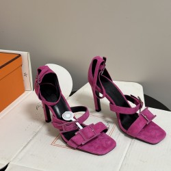 Hermès Fashion Shoes Best Quality
Women 35-41
Men 39-44