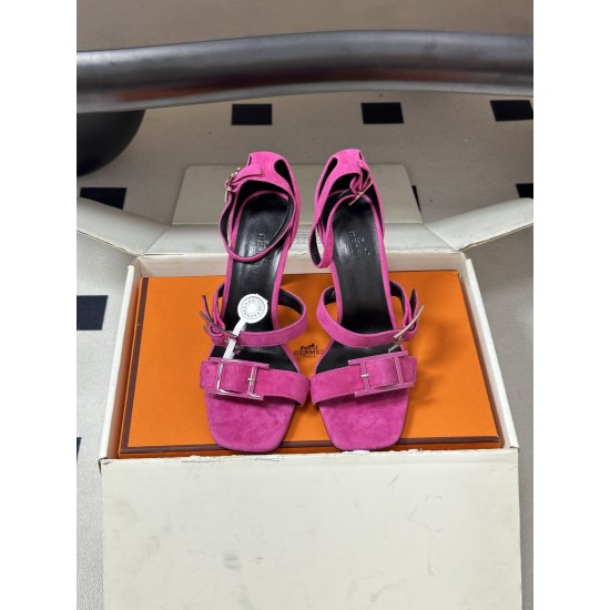 Hermès Fashion Shoes Best Quality
Women 35-41
Men 39-44